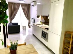 Metro Loft (D14), Apartment #556628701